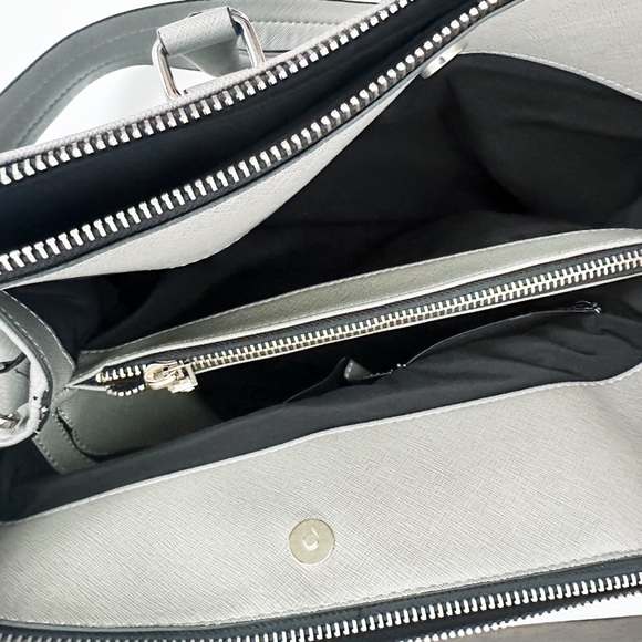 Grey Casual/Business/Laptop/ Baby Crossbody Bag - Large Pockets - Picture 11 of 11